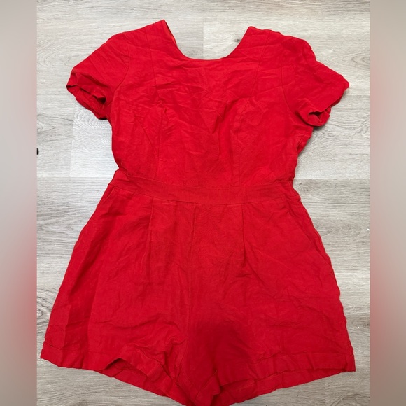 Banana Republic Red short Jumpsuit with back Zip and Pockets - Picture 2 of 9